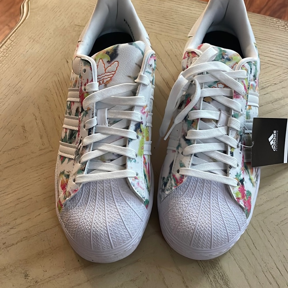 New Adidas superstars